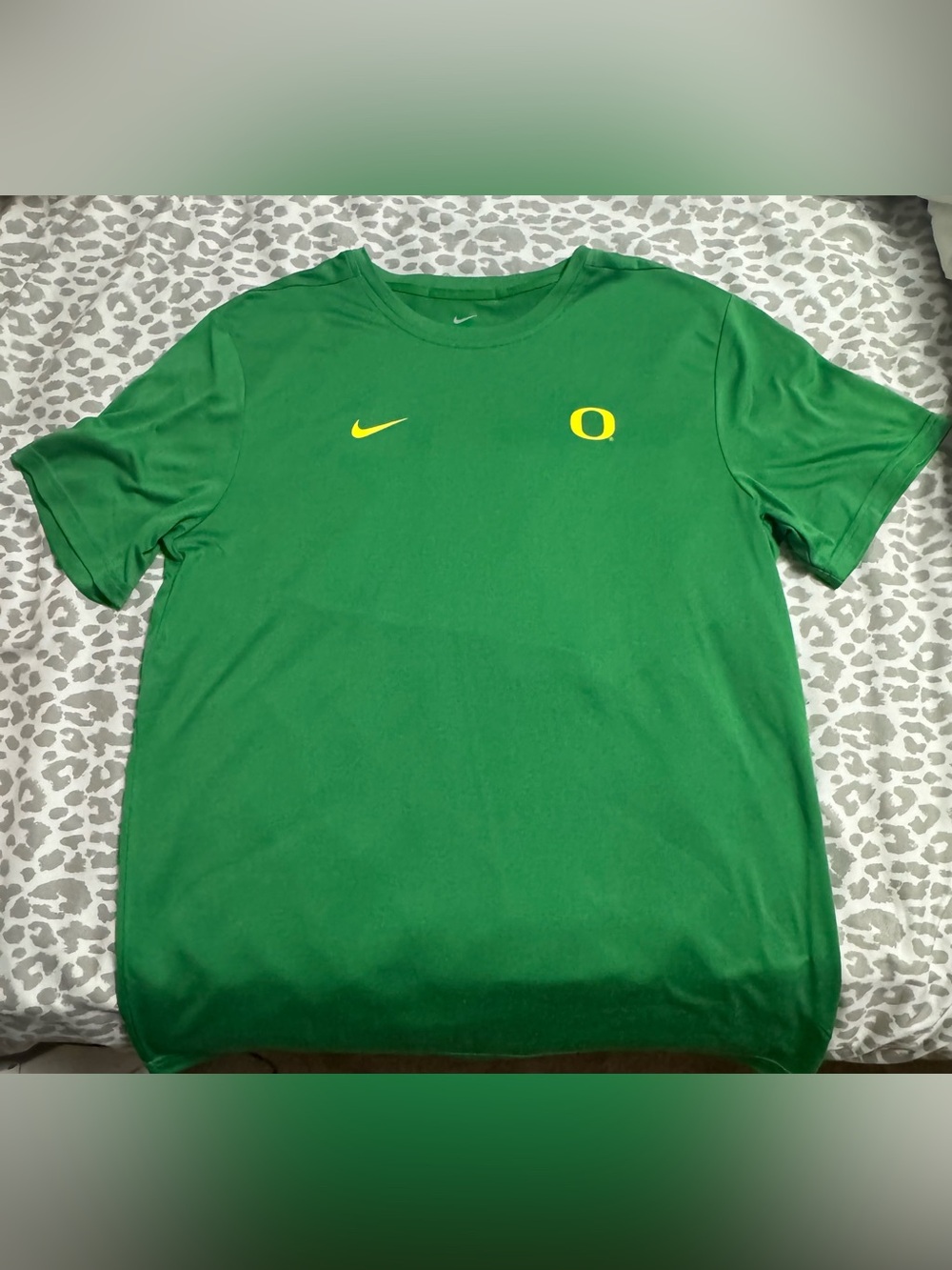Nike Dri-Fit Oregon Ducks Shirt